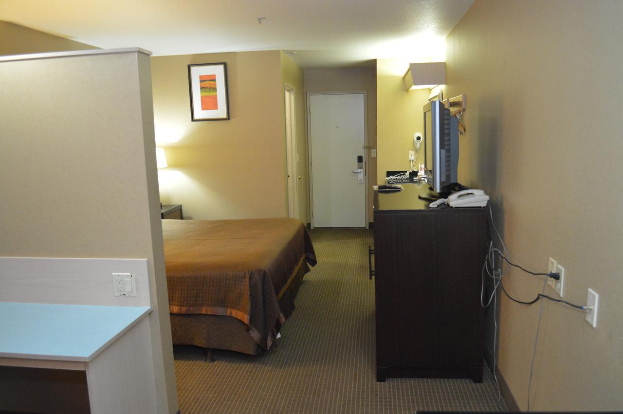 Briarwood Suites Portland Exterior photo