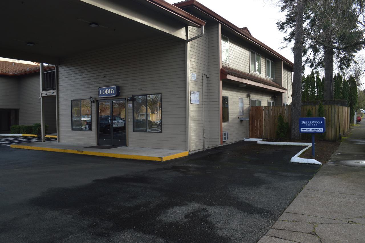 Briarwood Suites Portland Exterior photo